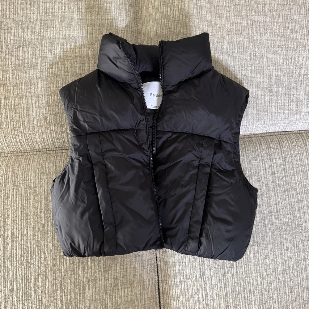 Bershka Black Puffer Vest